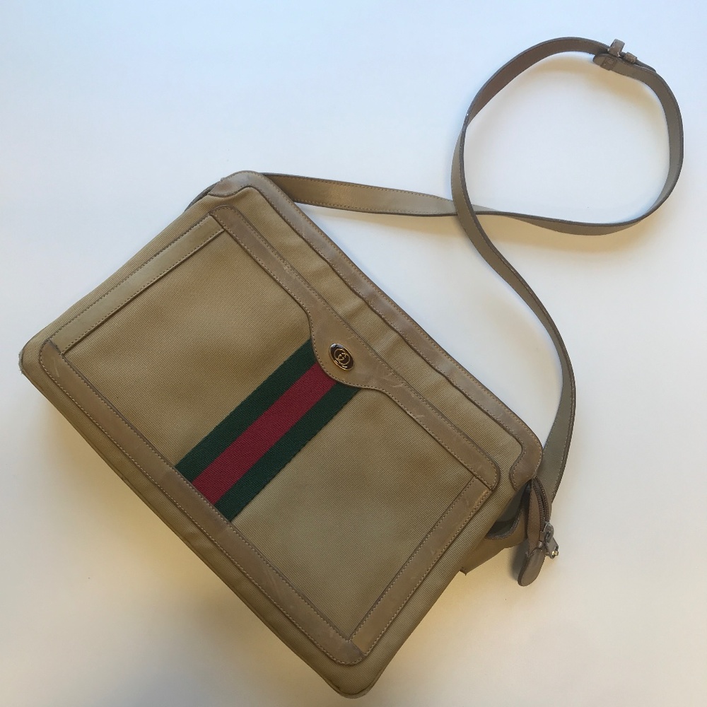 Gucci crossbody messenger - salvage/repair condition
